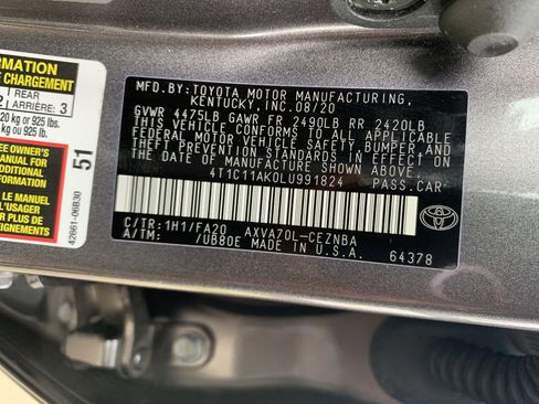 Used 2020 Toyota Camry LE image 36