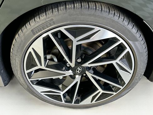 Used 2024 Hyundai Ioniq 6 SEL image 11