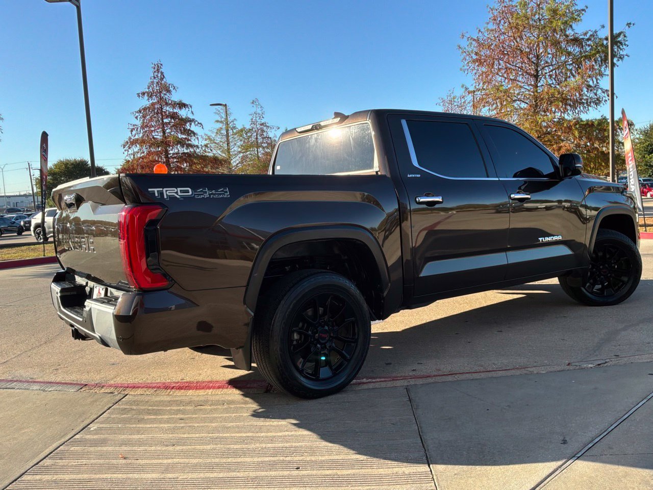 Used 2023 Toyota Tundra Limited w/ TRD Off-Road Package AWD/4WD image 6