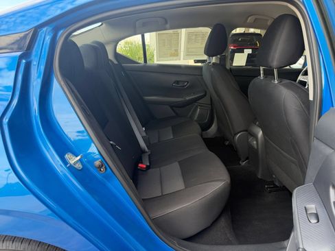 Used 2025 Nissan Sentra SV FWD image 21