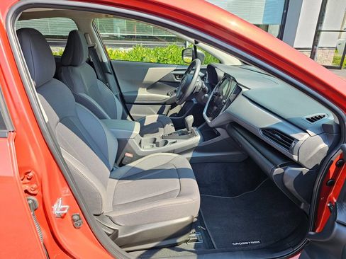 Certified 2025 Subaru Crosstrek 2.5i Premium w/ Convenience Package #2 AWD/4WD image 12