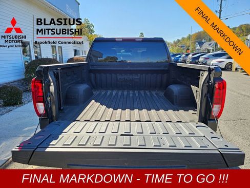 Used 2022 GMC Sierra 1500 SLE image 27