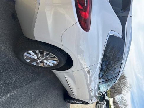 Used 2018 Buick Enclave Premium w/ Experience Buick Package image 6