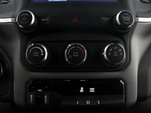 Used 2024 RAM 2500 Big Horn w/ Bed Utility Group image 6