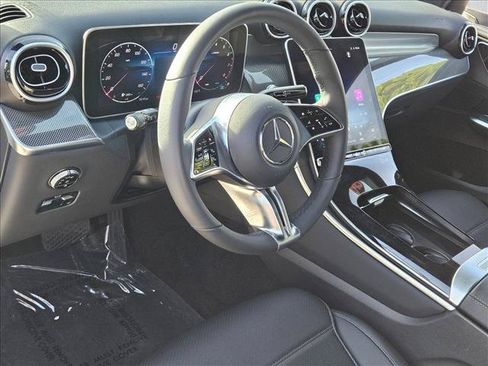 Certified 2026 Mercedes-Benz GLC 300 image 10