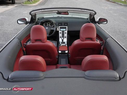 Used 2012 Volvo C70 T5 w/ Dynamic Trim Pkg image 32