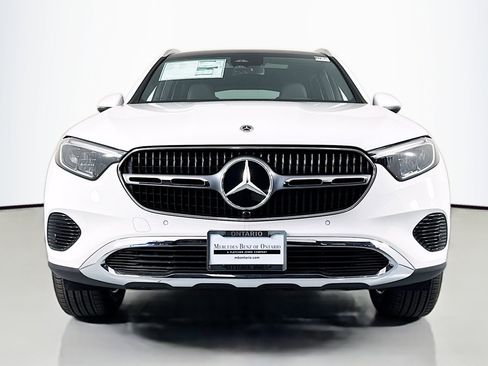 New 2026 Mercedes-Benz GLC 300 image 2