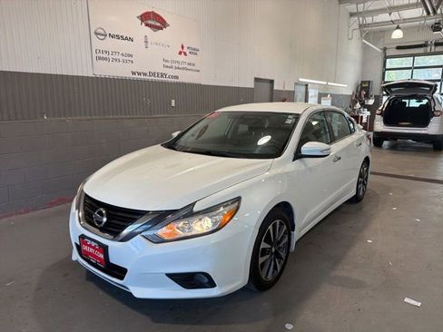 Used 2016 Nissan Altima 2.5 SL FWD image 7