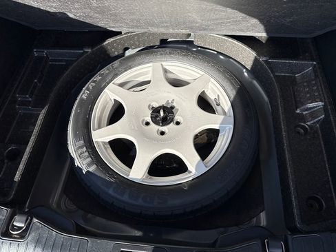 Used 2020 Ford Escape SE image 31