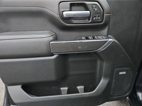 Used 2020 GMC Sierra 2500 AT4 w/ AT4 Premium Package image 16