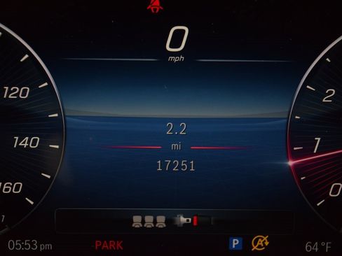 Certified 2024 Mercedes-Benz GLC 300 image 25