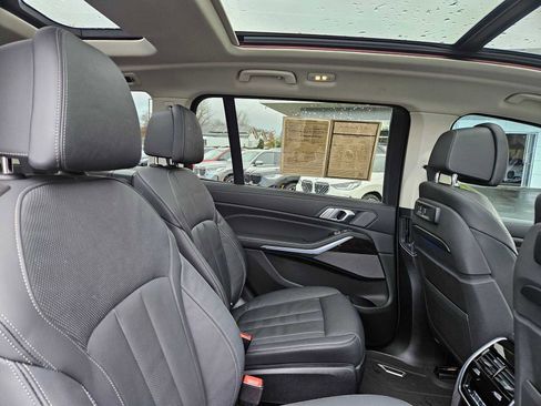 Used 2019 BMW X7 xDrive50i w/ Premium Package image 15
