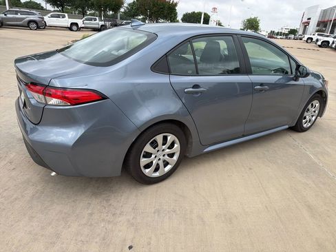 Used 2024 Toyota Corolla LE FWD image 9