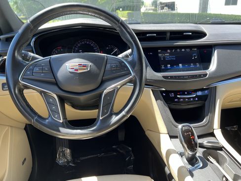 Used 2019 Cadillac XT5 Luxury AWD/4WD image 30