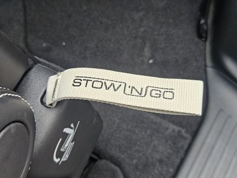 New 2026 Chrysler Pacifica Select image 37