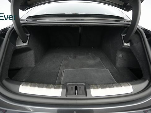 Used 2021 Porsche Taycan 4S image 23