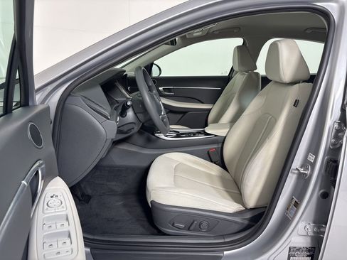 Used 2023 Hyundai Sonata SEL image 14