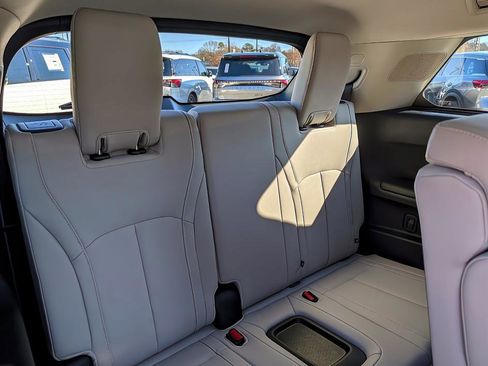 New 2026 INFINITI QX60 Luxe image 22