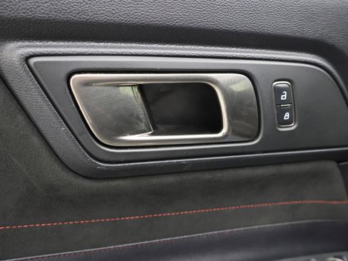 Used 2016 Ford Mustang Shelby GT350R w/ GT350R Equipment Group 920A image 42