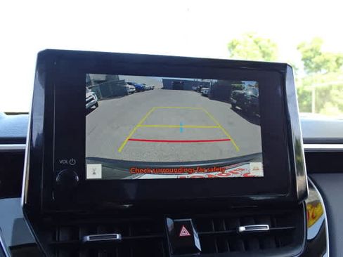 Certified 2025 Toyota Corolla Cross XLE w/ Convenience Package FWD image 29
