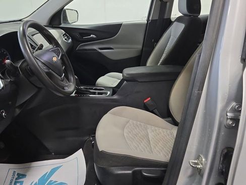 Used 2019 Chevrolet Equinox LS image 7