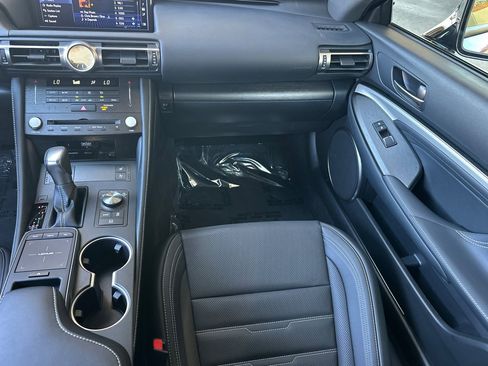 Certified 2022 Lexus RC 350 F Sport RWD image 29
