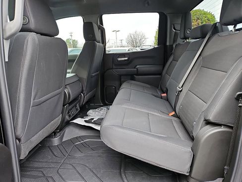 New 2025 Chevrolet Silverado 1500 Custom image 11