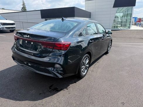Used 2023 Kia Forte LXS FWD image 8