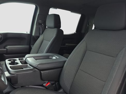 Used 2025 Chevrolet Silverado 1500 Custom w/ Turbomax Blackout Package AWD/4WD image 7