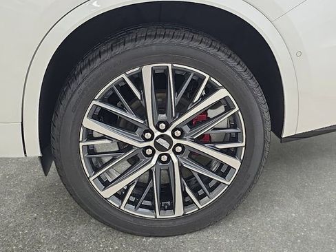 Certified 2023 Cadillac XT6 Sport w/ Technology Package AWD/4WD image 30