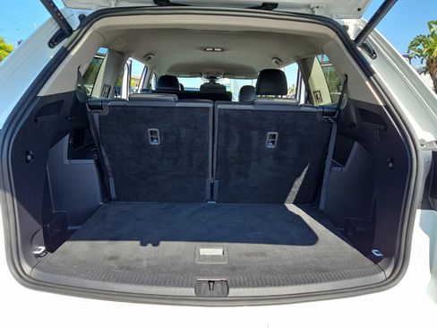 Certified 2024 Volkswagen Atlas SE AWD/4WD image 13