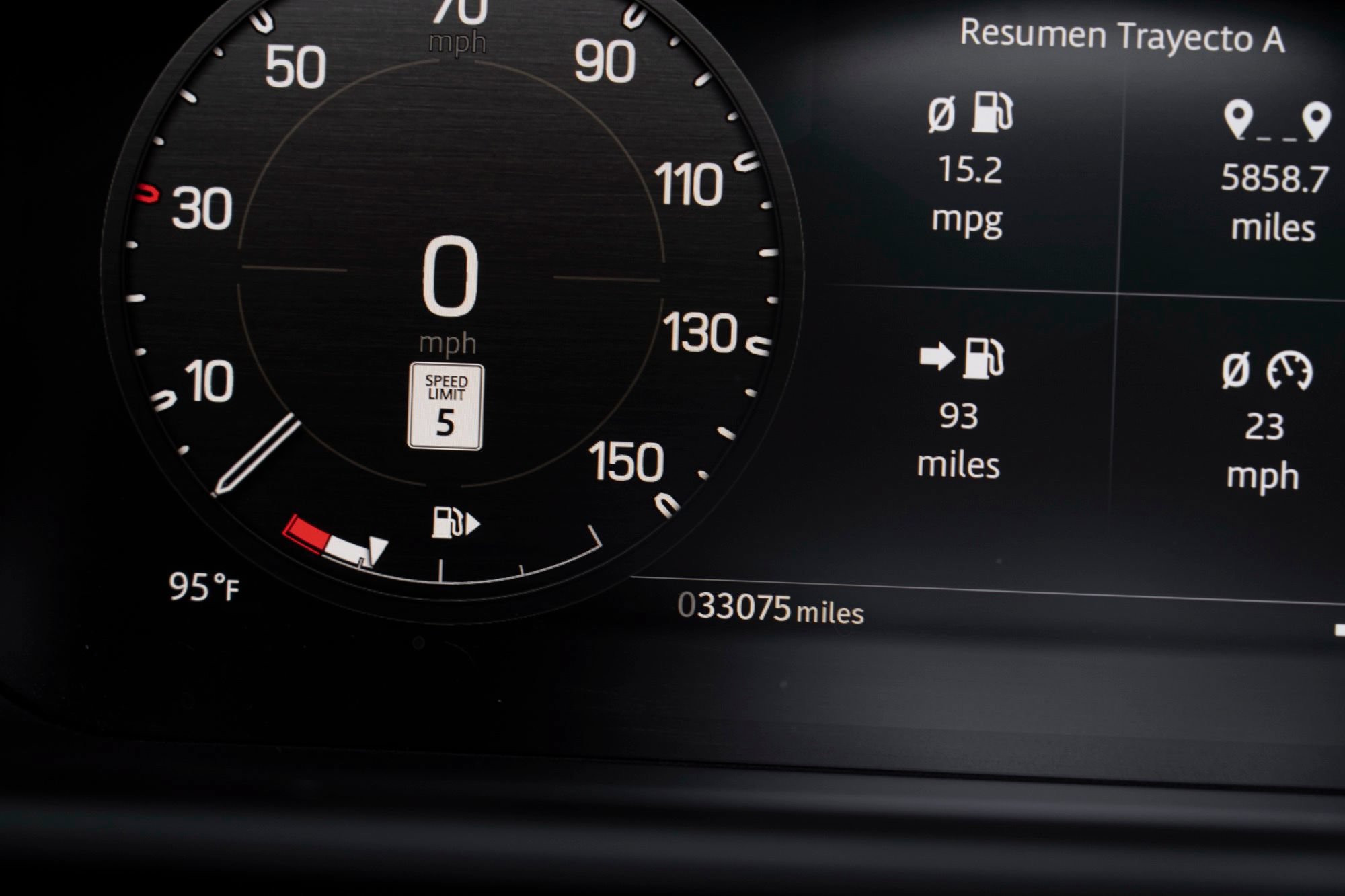 Used 2023 Land Rover Defender 130 X-Dynamic SE AWD/4WD image 28