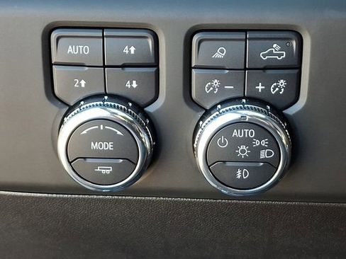 Used 2025 GMC Sierra 2500 Denali Ultimate image 28