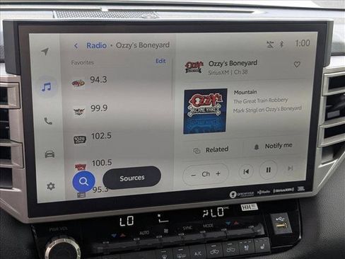 Used 2024 Toyota Tundra Limited image 14