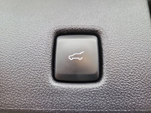 Certified 2022 Ford Escape SE w/ Convenience Package image 10