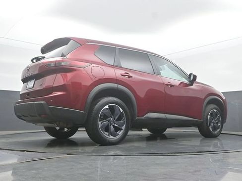 Used 2024 Nissan Rogue SV FWD image 49