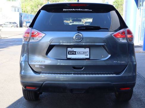 Used 2016 Nissan Rogue SV AWD/4WD image 4
