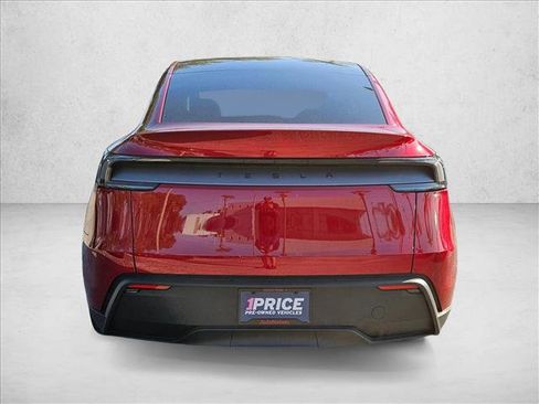 Used 2026 Tesla Model Y 2WD image 7