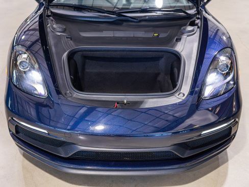 Used 2018 Porsche 718 Cayman GTS image 24