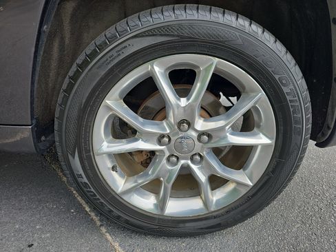 Used 2015 Jeep Grand Cherokee Summit AWD/4WD image 30