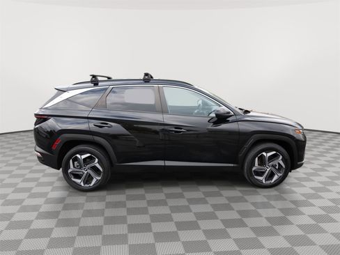 Used 2023 Hyundai Tucson SEL w/ Convenience Package AWD/4WD image 4