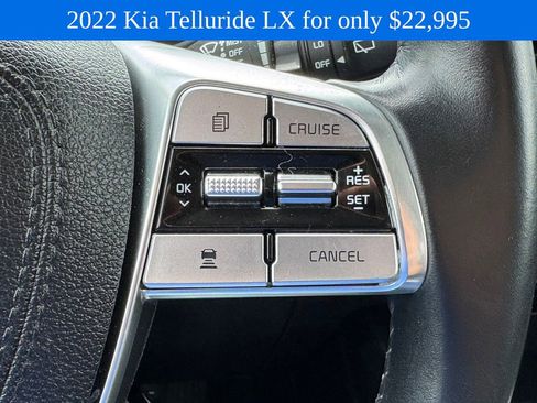 Used 2022 Kia Telluride LX FWD image 25