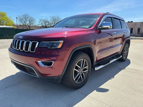 Used 2020 Jeep Grand Cherokee Limited AWD/4WD image 3