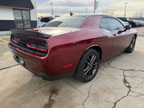 Used 2019 Dodge Challenger SXT w/ Plus Package image 14