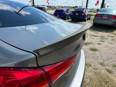 Used 2018 Hyundai Elantra Sport FWD image 25
