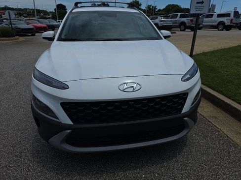 Used 2023 Hyundai Kona SEL AWD/4WD image 6