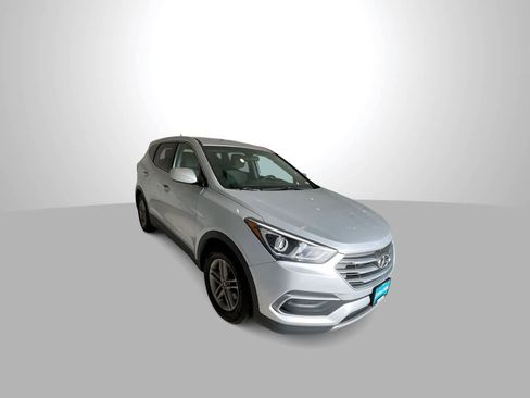 Used 2018 Hyundai Santa Fe Sport AWD/4WD image 2