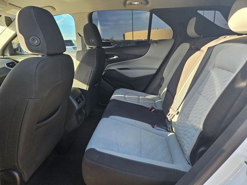 Certified 2020 Chevrolet Equinox LS w/ LS Convenience Package FWD image 22