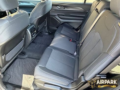 New 2025 Jeep Grand Cherokee L Laredo w/ Luxury Tech Group I image 14