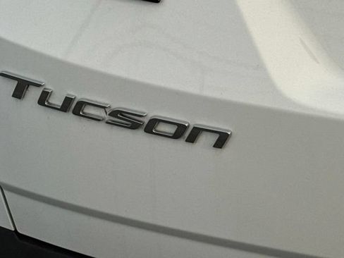 Used 2024 Hyundai Tucson Limited AWD/4WD image 10
